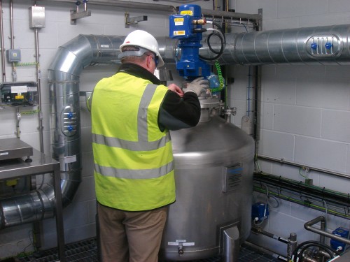 heavy duty closed tanks